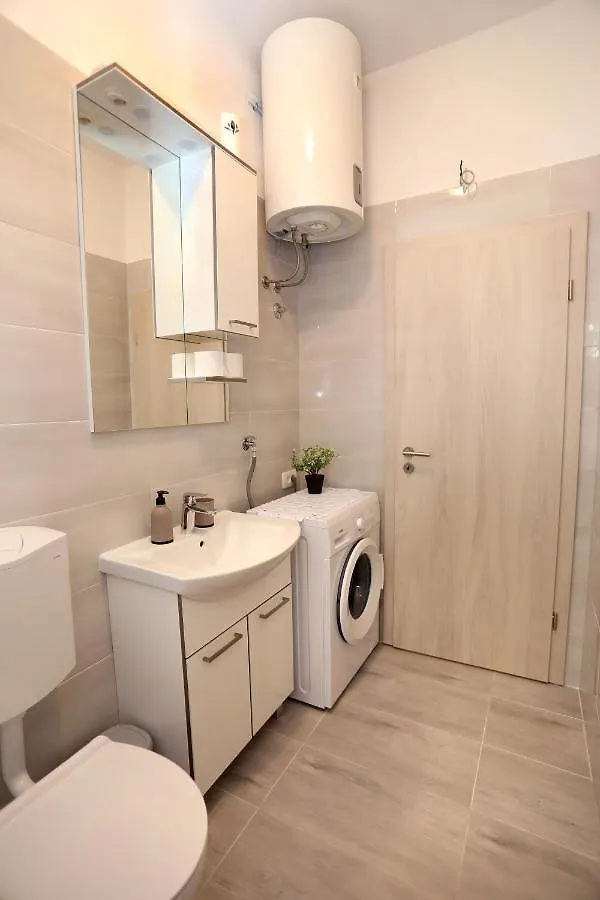 Mika Appartement Kaštela 0*,  Kroatië