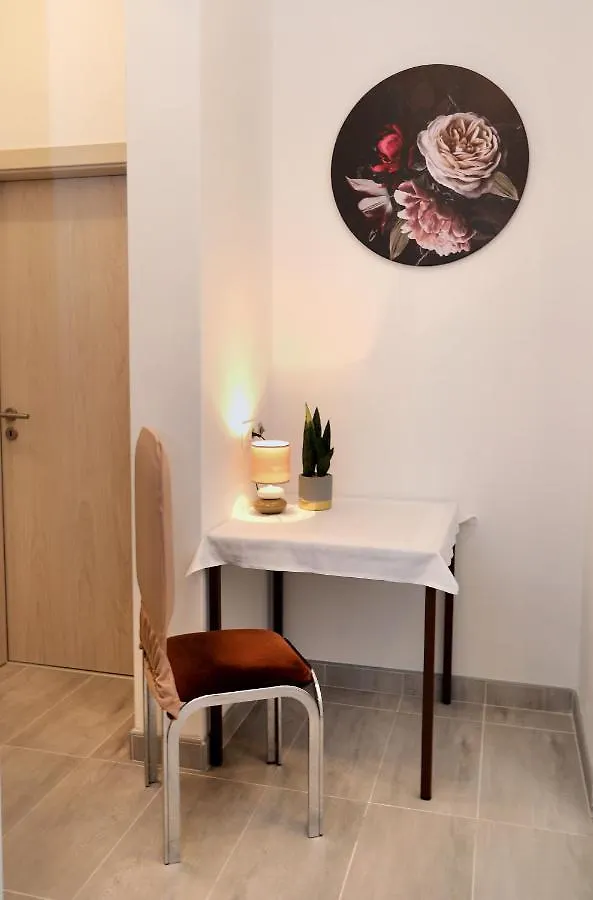 Mika Lejlighed Kaštela
