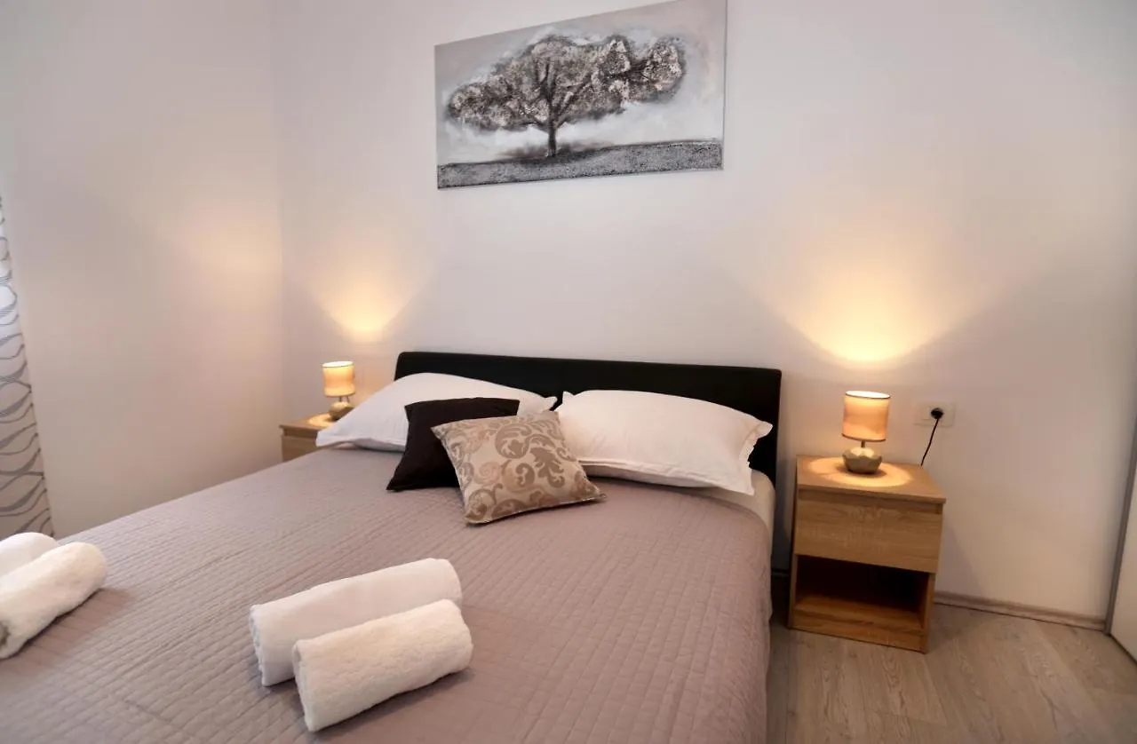 Mika Apartment Kastela